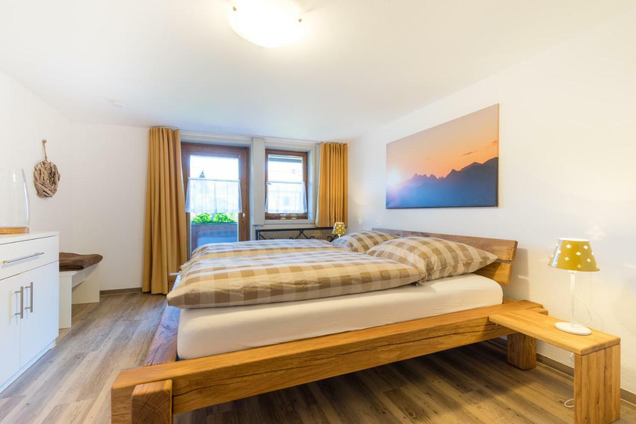 Ferienwohnungen Alpentraum - Landhaus Eberle Oberstdorf Exterior foto